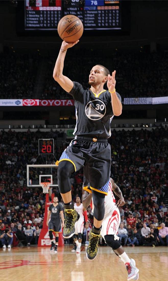 从切尔西弃儿到顶级中场，青训教练：对负面言论赖斯从不抱怨（从被切尔西放走到跻身顶级中场，青训教练称赖斯从不抱怨质疑）