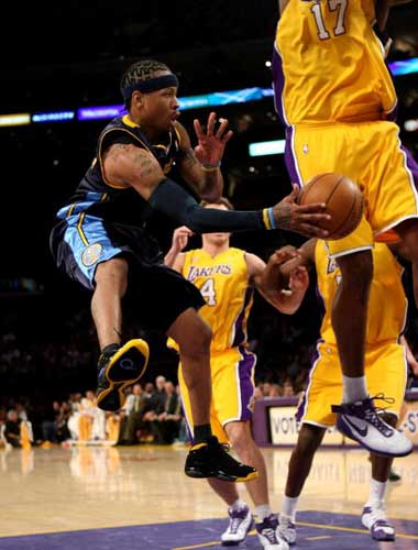 荷媒：阿贾克斯将与小克鲁伊夫会面，他是贾府新任总监候选人（荷媒：阿贾克斯拟约见小克鲁伊夫，后者被视为新任总监人选）