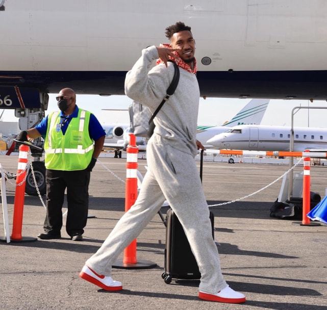 沈阳市委副书记李鹏宇：辽宁德比无论胜负都是辽宁足球的荣光（沈阳市委副书记李鹏宇：无论辽宁德比输赢，都是辽宁足球的荣耀）