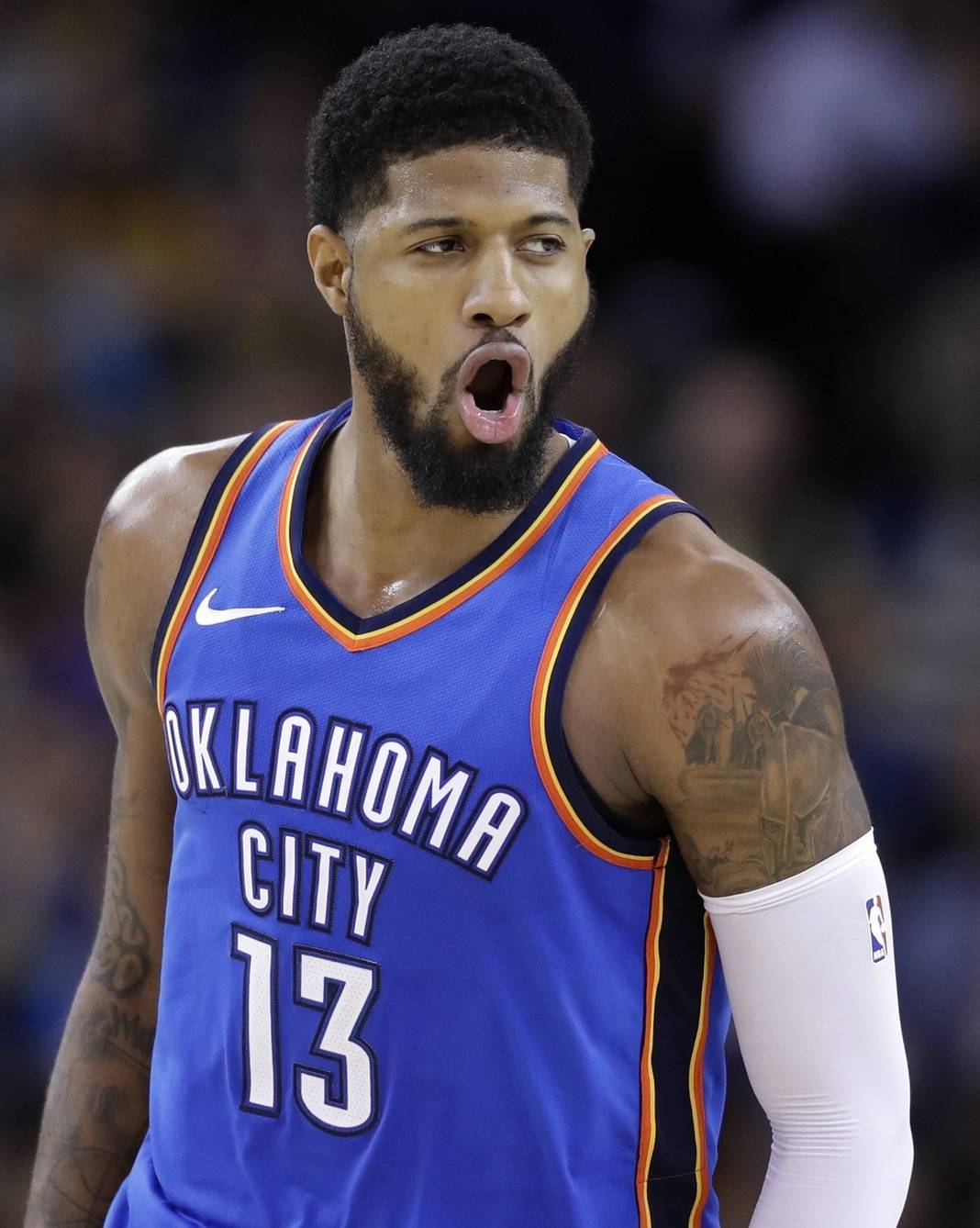 RMC：多纳鲁马正在被巴黎逼向离队边缘，他已知晓自己的处境（RMC：巴黎将多纳鲁马逼至离队边缘，球员已清楚自身处境）