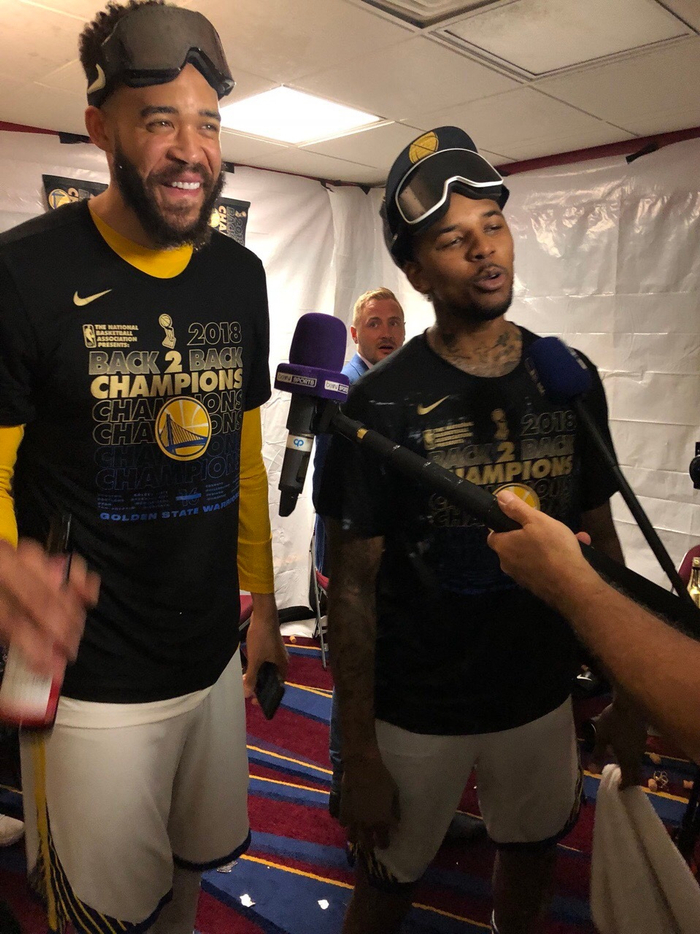 记者：英超英冠两队关注奥特尔，2026冬窗很可能离队（英超与英冠两队有意奥特尔，2026年冬窗或将离队）