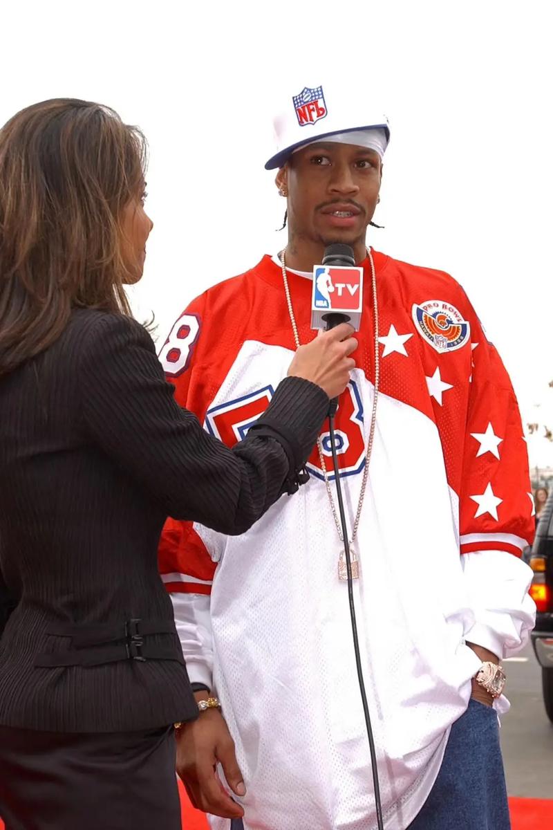 皇马欧冠客战利物浦大名单：阿诺德战旧主，贝林、姆巴佩在列（皇马欧冠客场战利物浦名单出炉：阿诺德对旧主，贝林厄姆与姆巴佩入选）