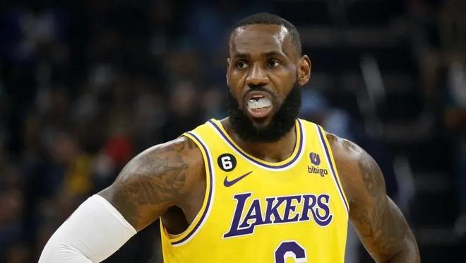 博主：广岛三箭主帅斯基伯目前并不存在去山东泰山的可能性（博主称：广岛三箭主帅斯基伯暂不可能执教山东泰山）