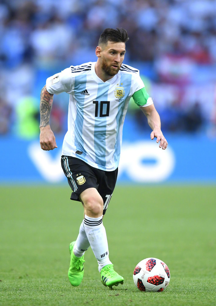 布冯：皮奥是今年意大利足球的亮点，他的特点有点像托尼（布冯：皮奥成今年意大利足坛亮点，风格颇似托尼）